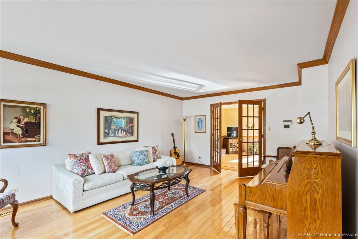 15007 Moorings Lane, Oak Forest, IL 60452
