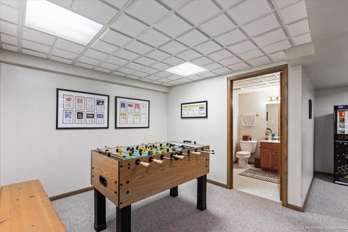 15007 Moorings Lane, Oak Forest, IL 60452