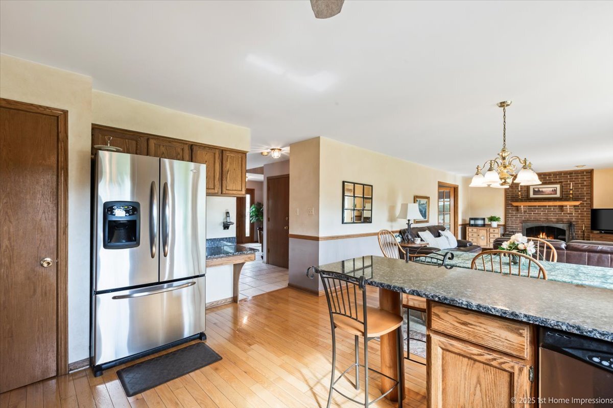 15007 Moorings Lane, Oak Forest, IL 60452
