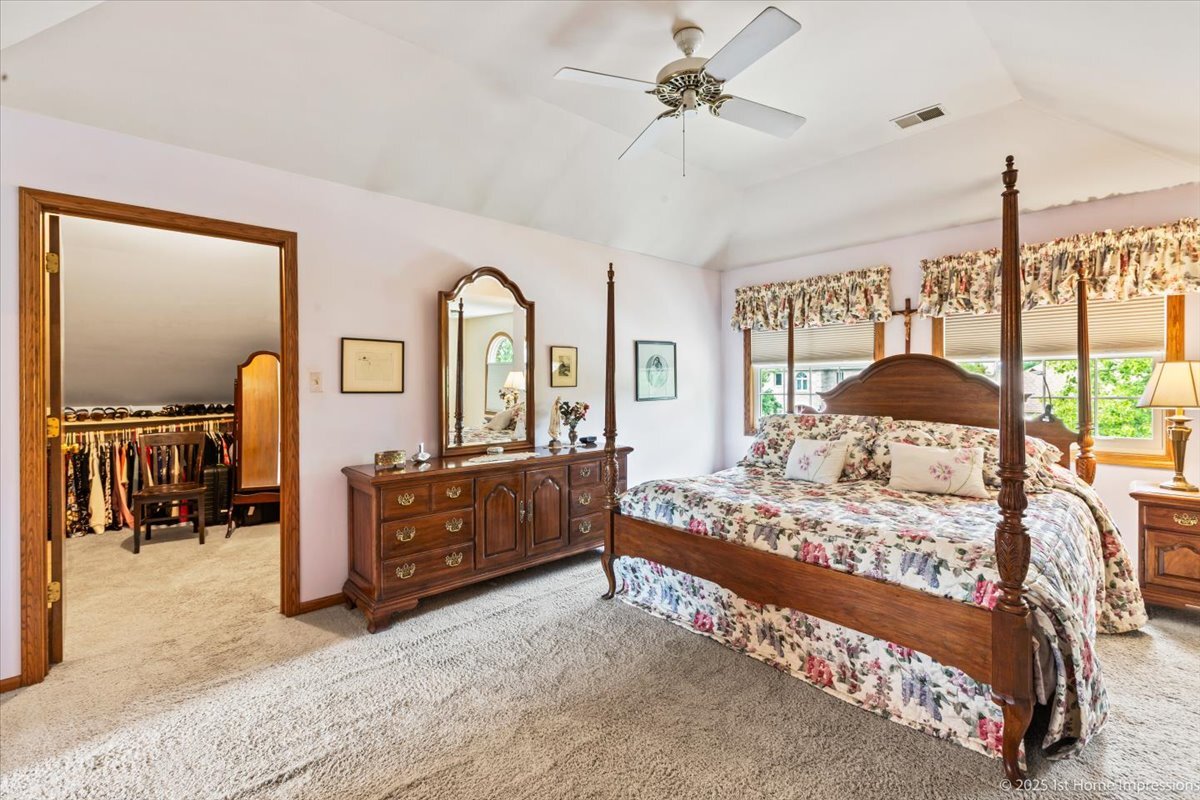15007 Moorings Lane, Oak Forest, IL 60452
