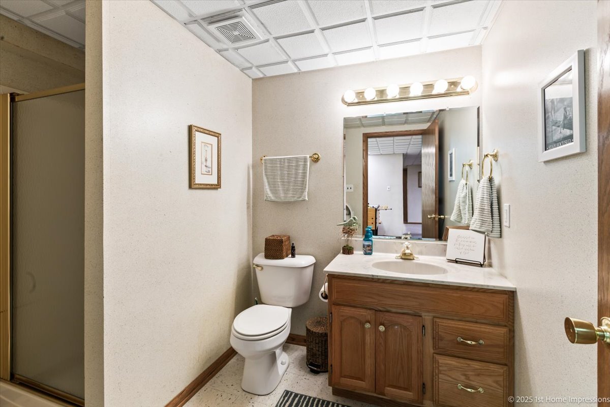 15007 Moorings Lane, Oak Forest, IL 60452