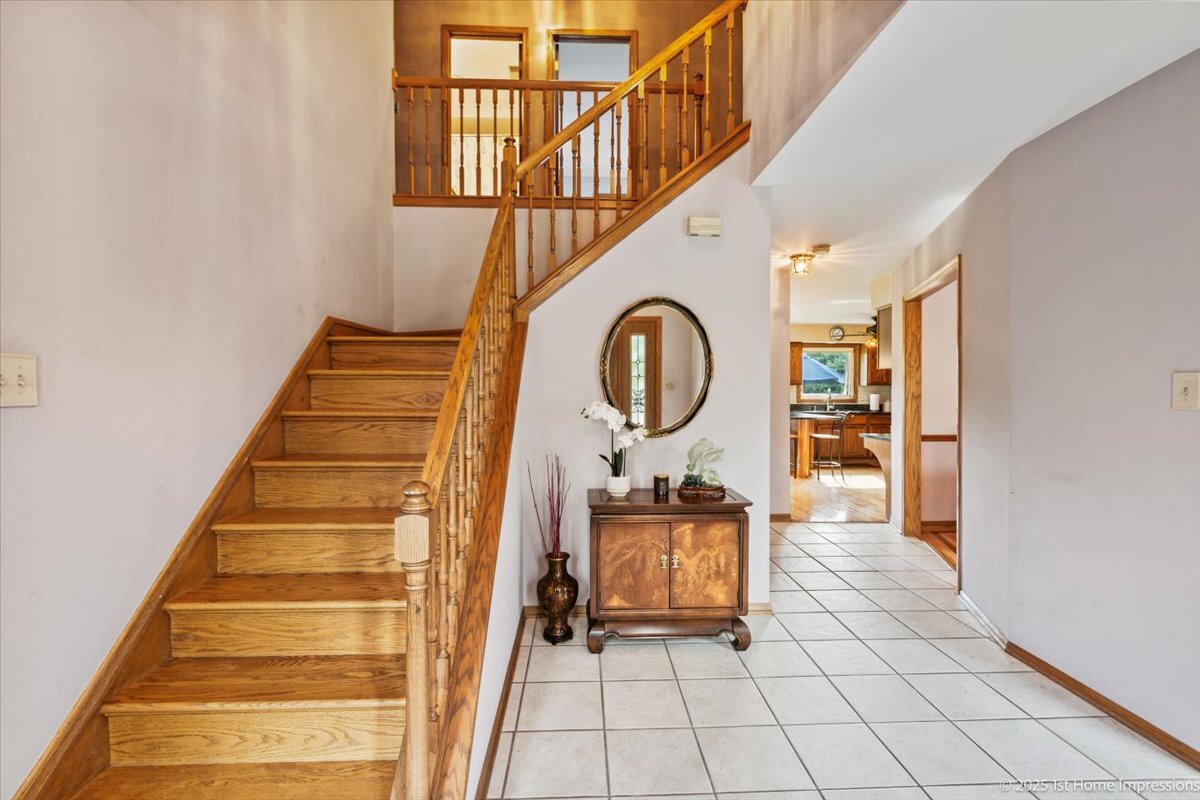 15007 Moorings Lane, Oak Forest, IL 60452
