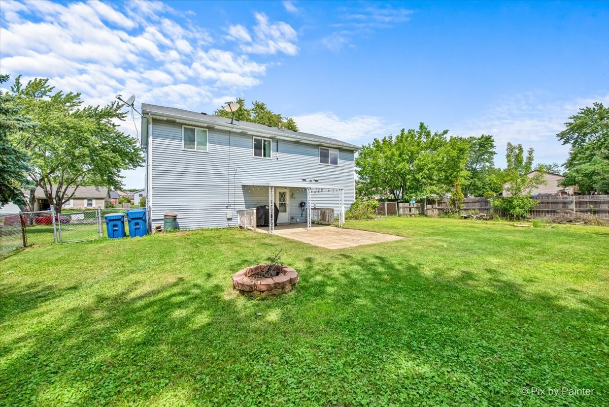 1805 Deforest Lane, Hanover Park, IL 60133