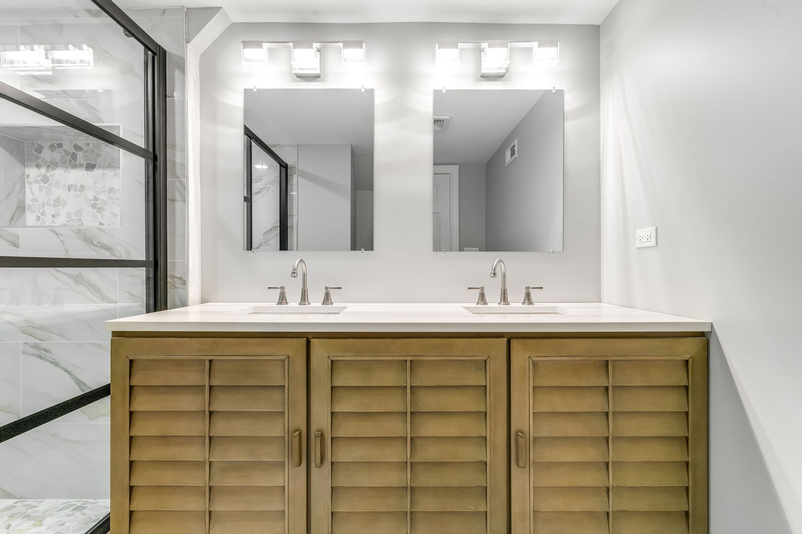 2407 S 60th Court, Cicero, IL 60804