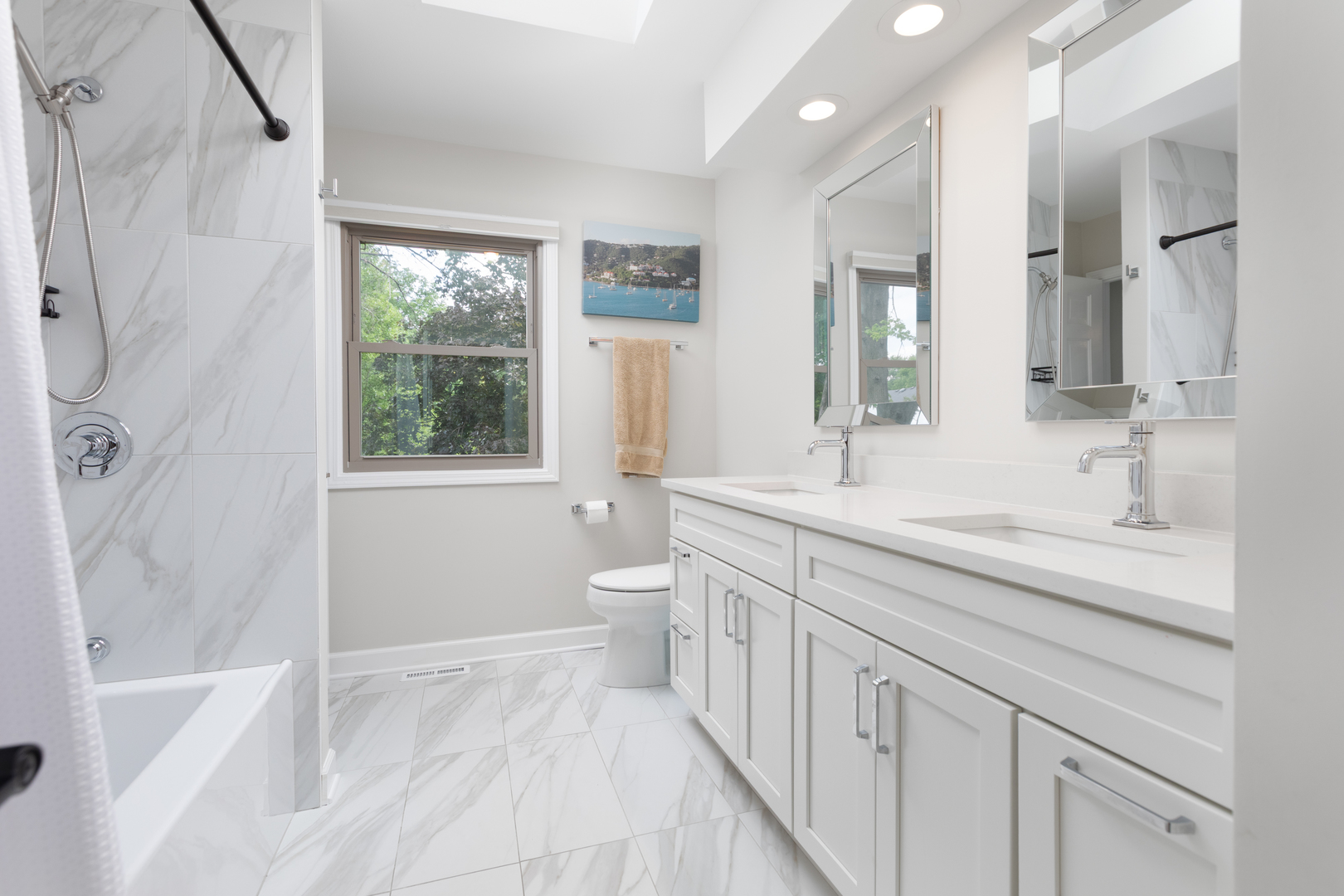 1012 Williamsburg Drive, Naperville, IL 60540