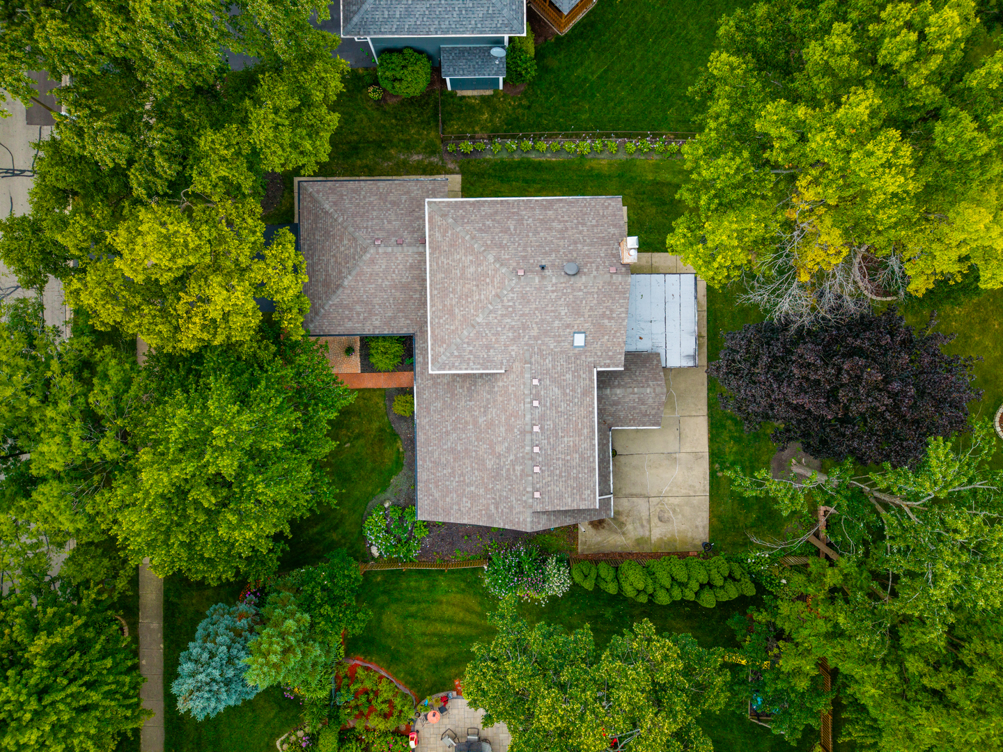 1012 Williamsburg Drive, Naperville, IL 60540