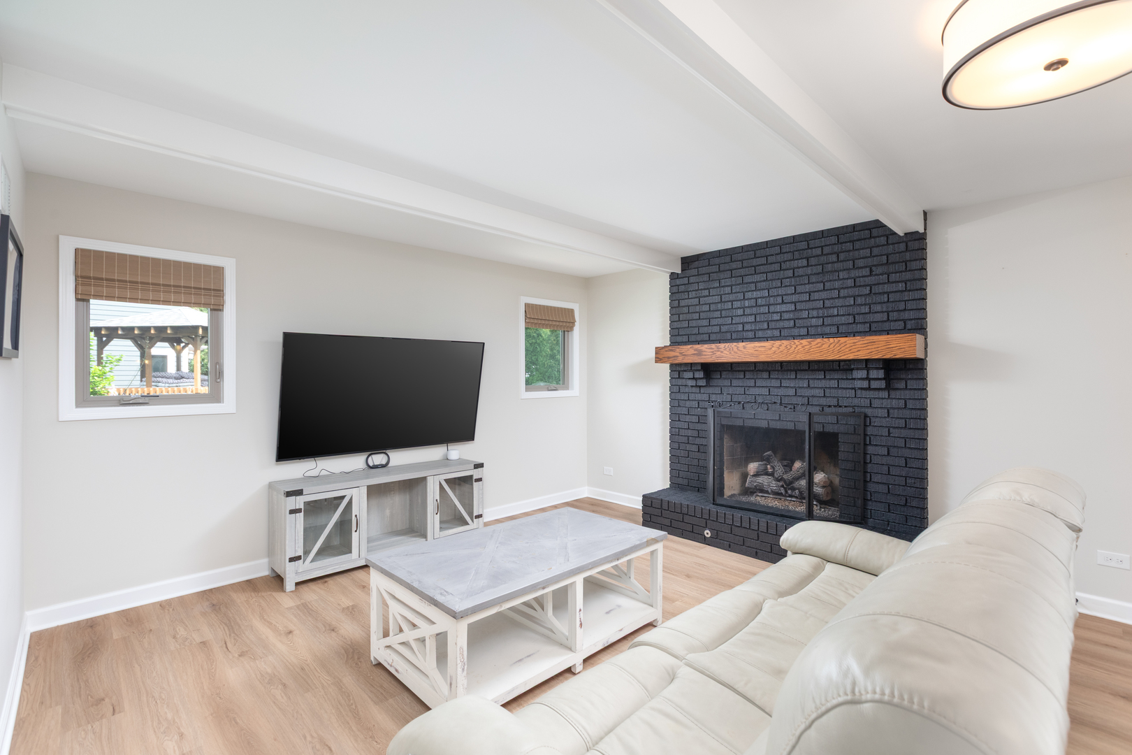 1012 Williamsburg Drive, Naperville, IL 60540