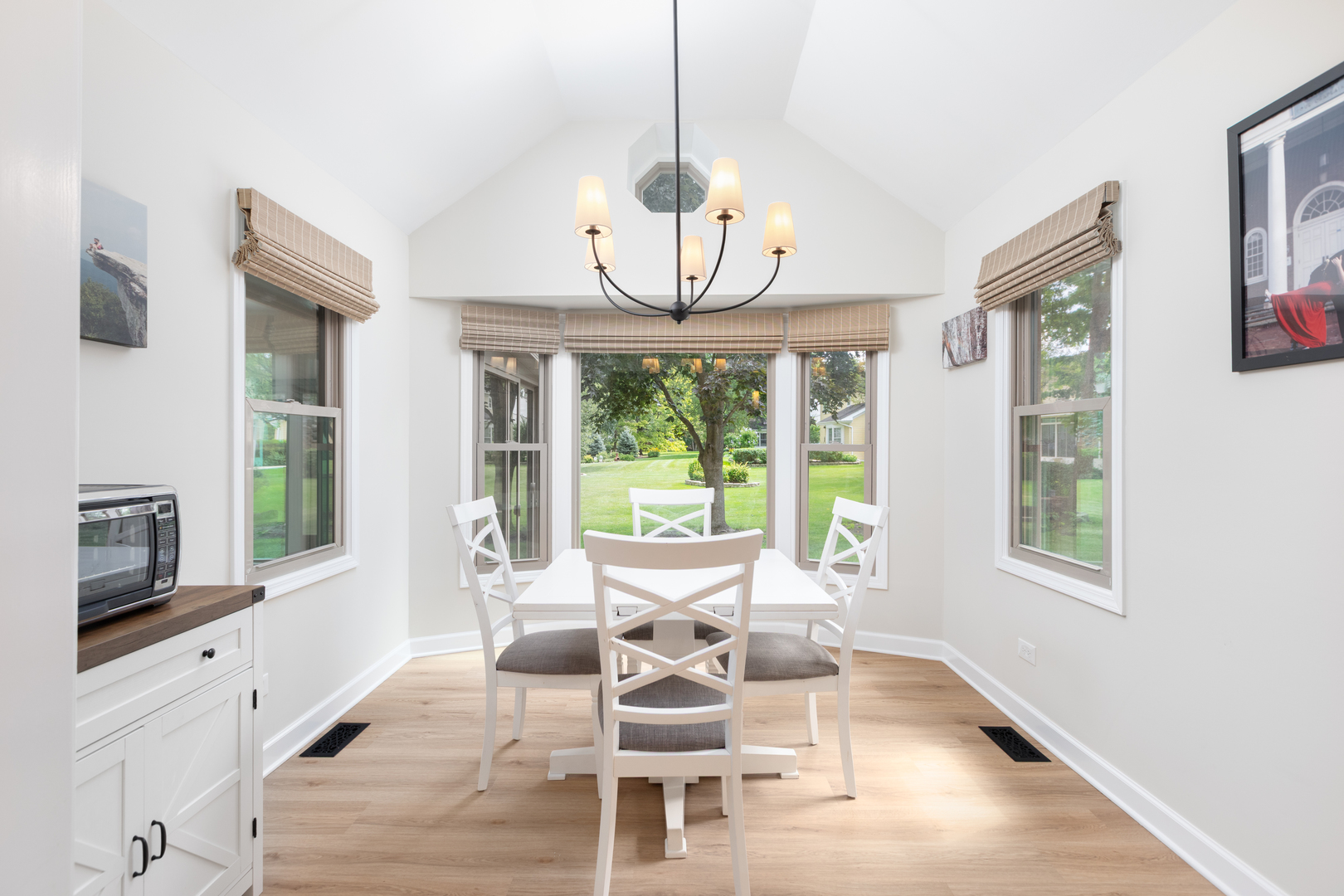 1012 Williamsburg Drive, Naperville, IL 60540