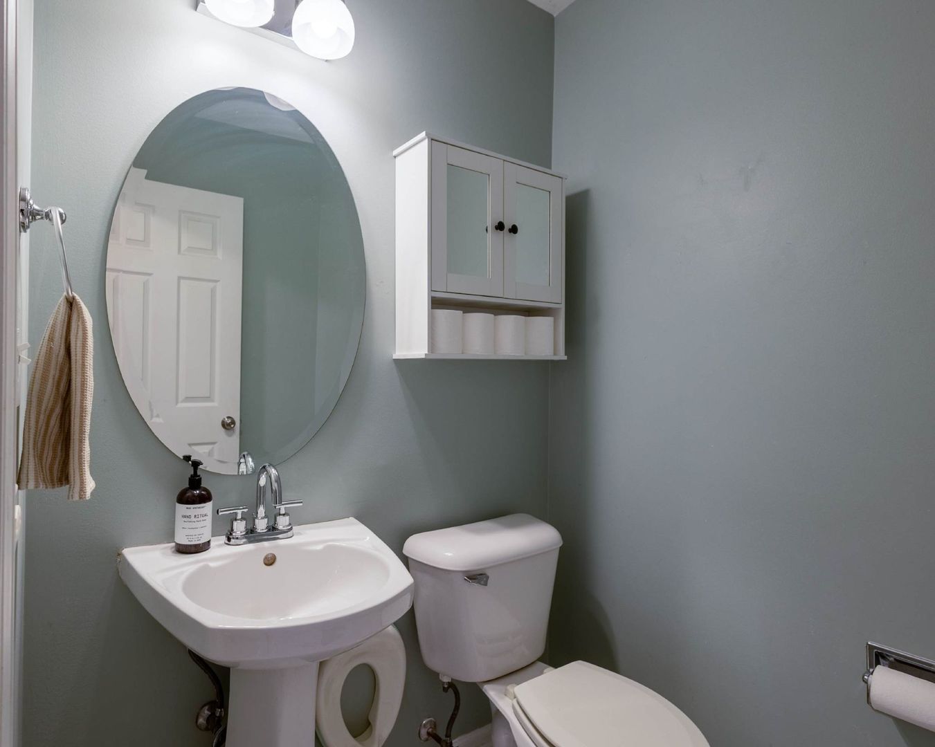 205 Concord Lane, Carol Stream, IL 60188