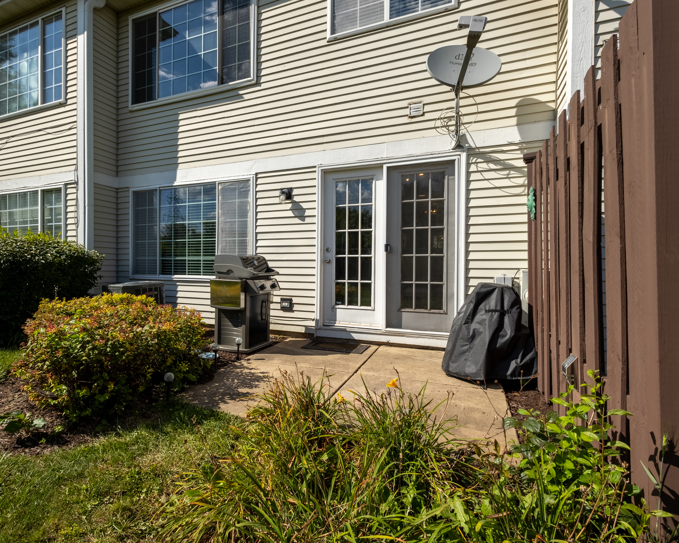 205 Concord Lane, Carol Stream, IL 60188