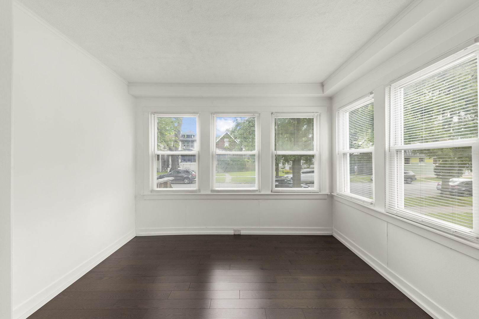 837 S Harvey Avenue, Oak Park, IL 60304