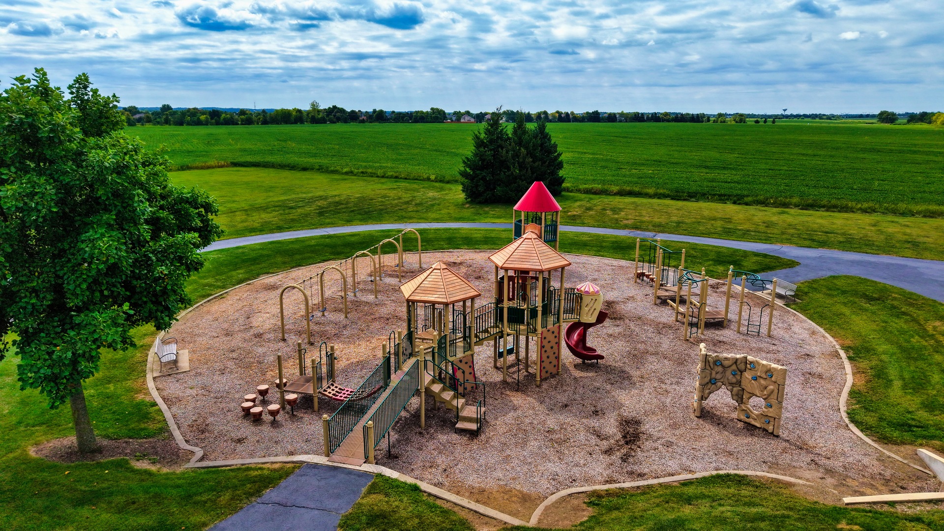 2441 Alan Dale Lane, Yorkville, IL 60560