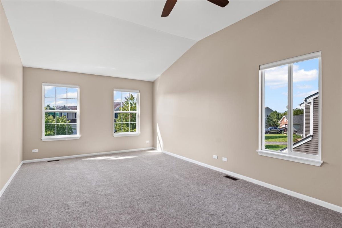 2441 Alan Dale Lane, Yorkville, IL 60560