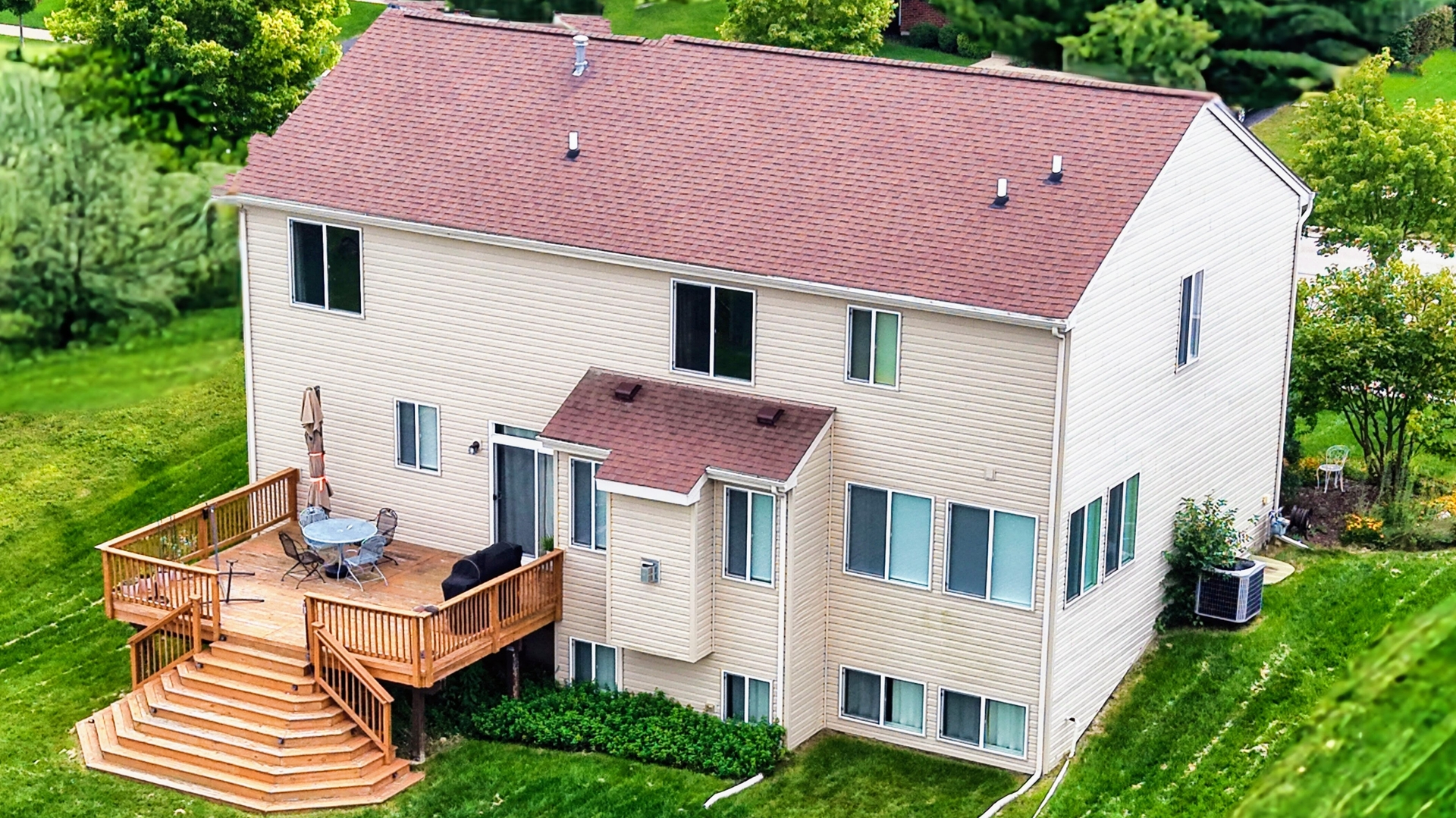 2441 Alan Dale Lane, Yorkville, IL 60560