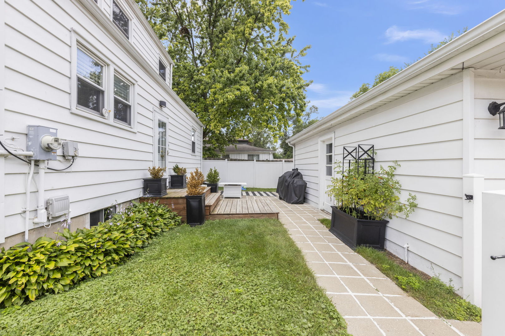 426 Elm Street, Glen Ellyn, IL 60137