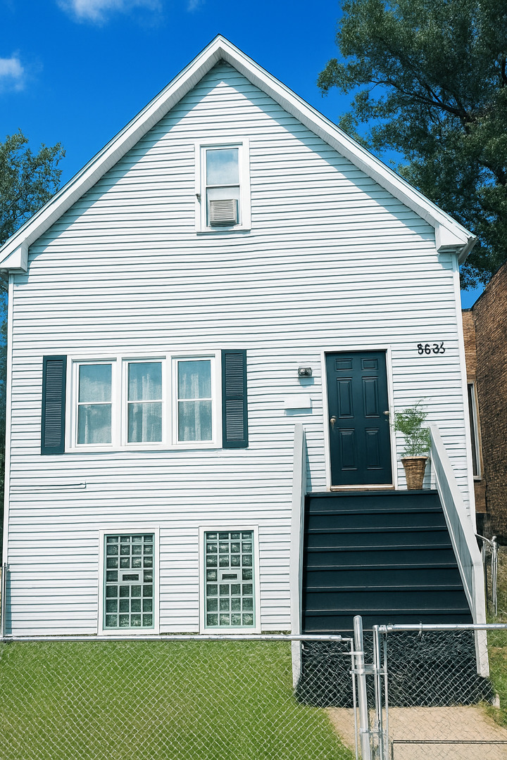 5636 S Carpenter Street, Chicago, IL 60621