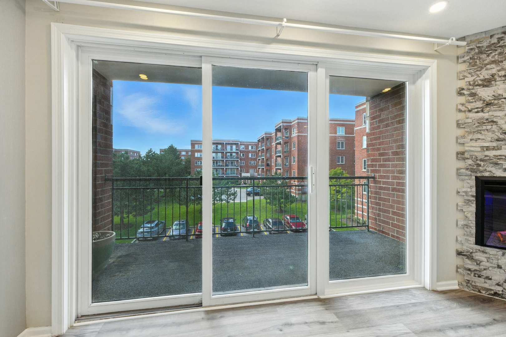 6430 W Berteau Avenue #302, Chicago, IL 60634