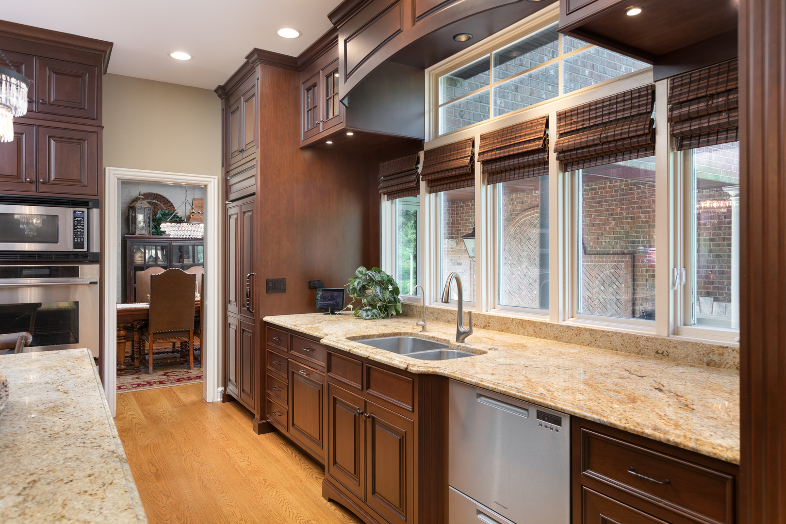 1091 Johnson Drive, Naperville, IL 60540