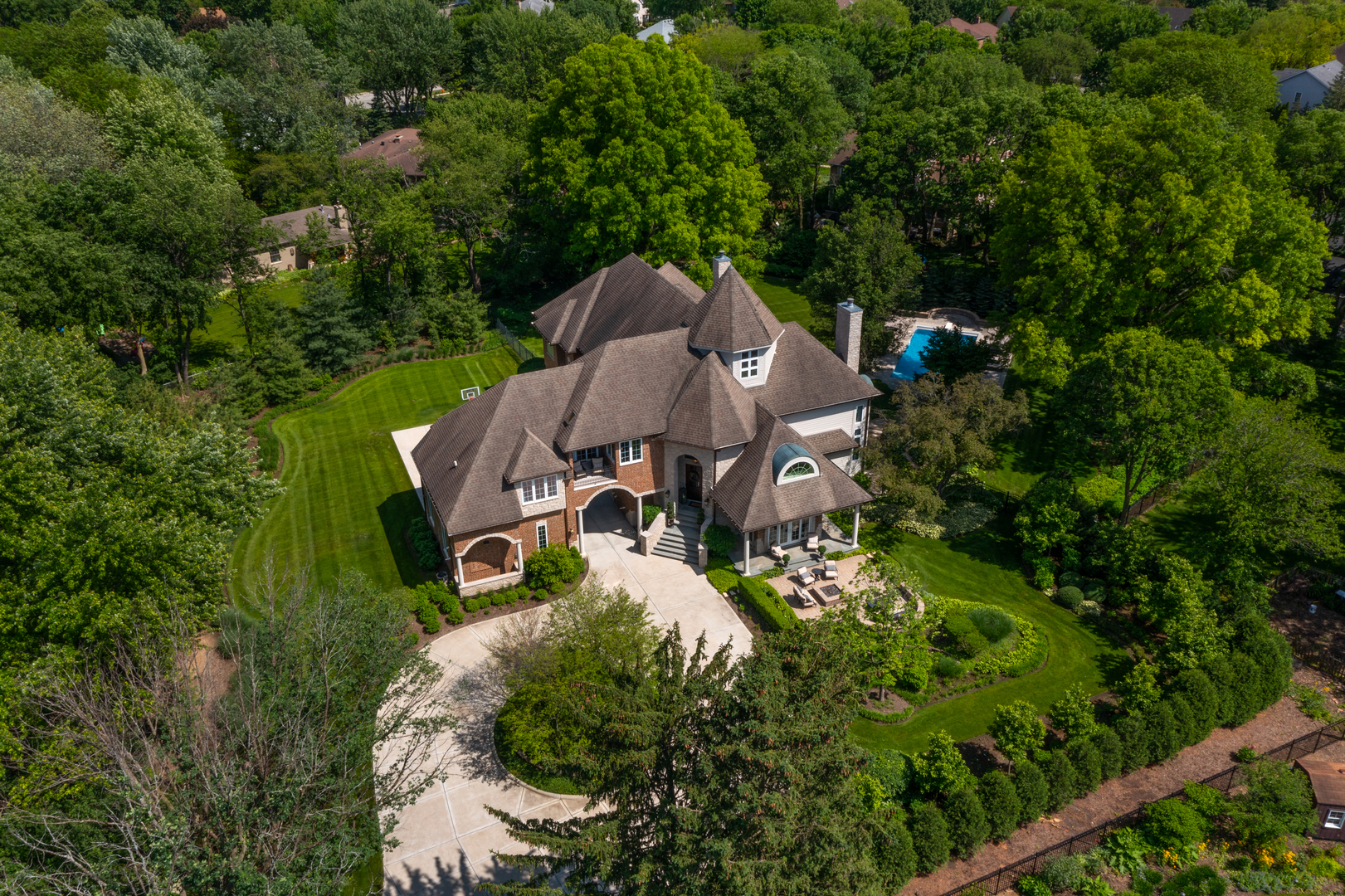 1091 Johnson Drive, Naperville, IL 60540