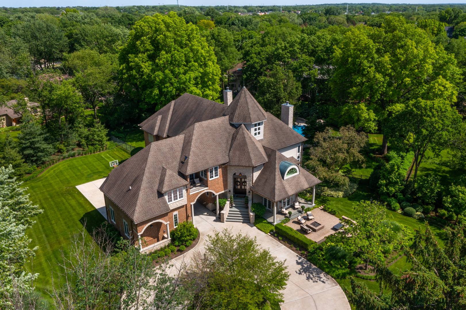 1091 Johnson Drive, Naperville, IL 60540