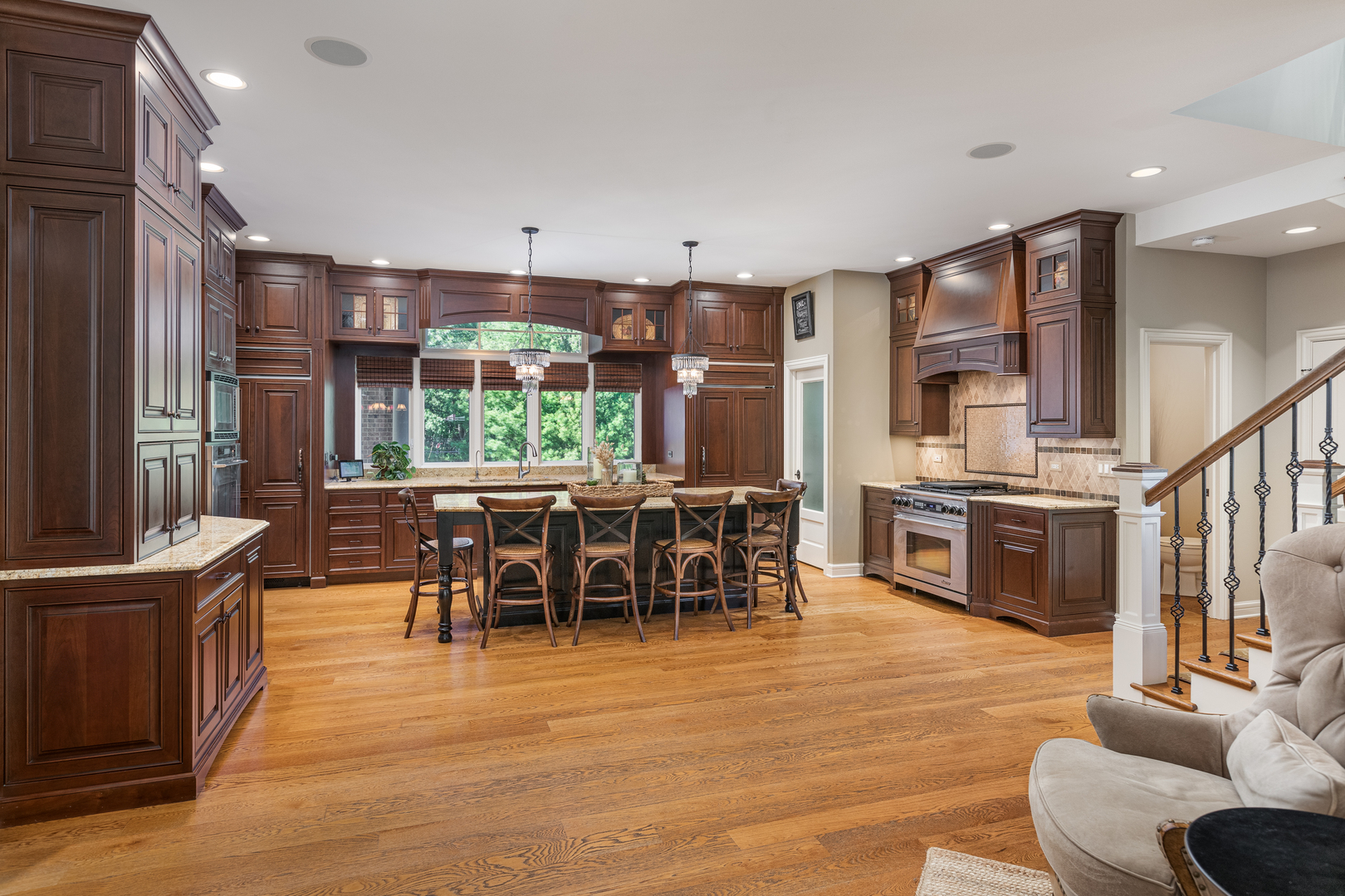 1091 Johnson Drive, Naperville, IL 60540