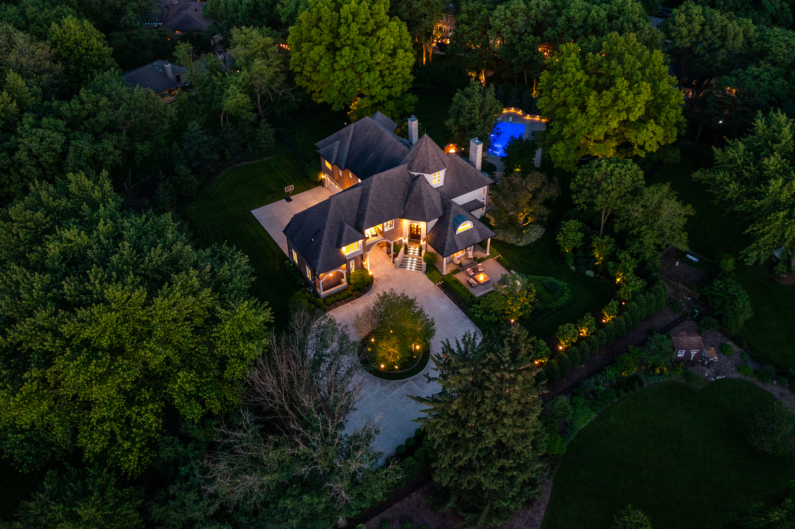 1091 Johnson Drive, Naperville, IL 60540