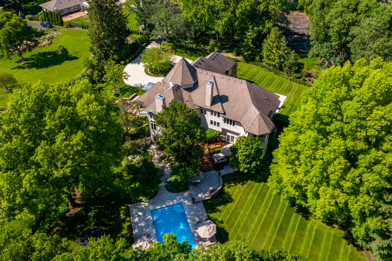 1091 Johnson Drive, Naperville, IL 60540