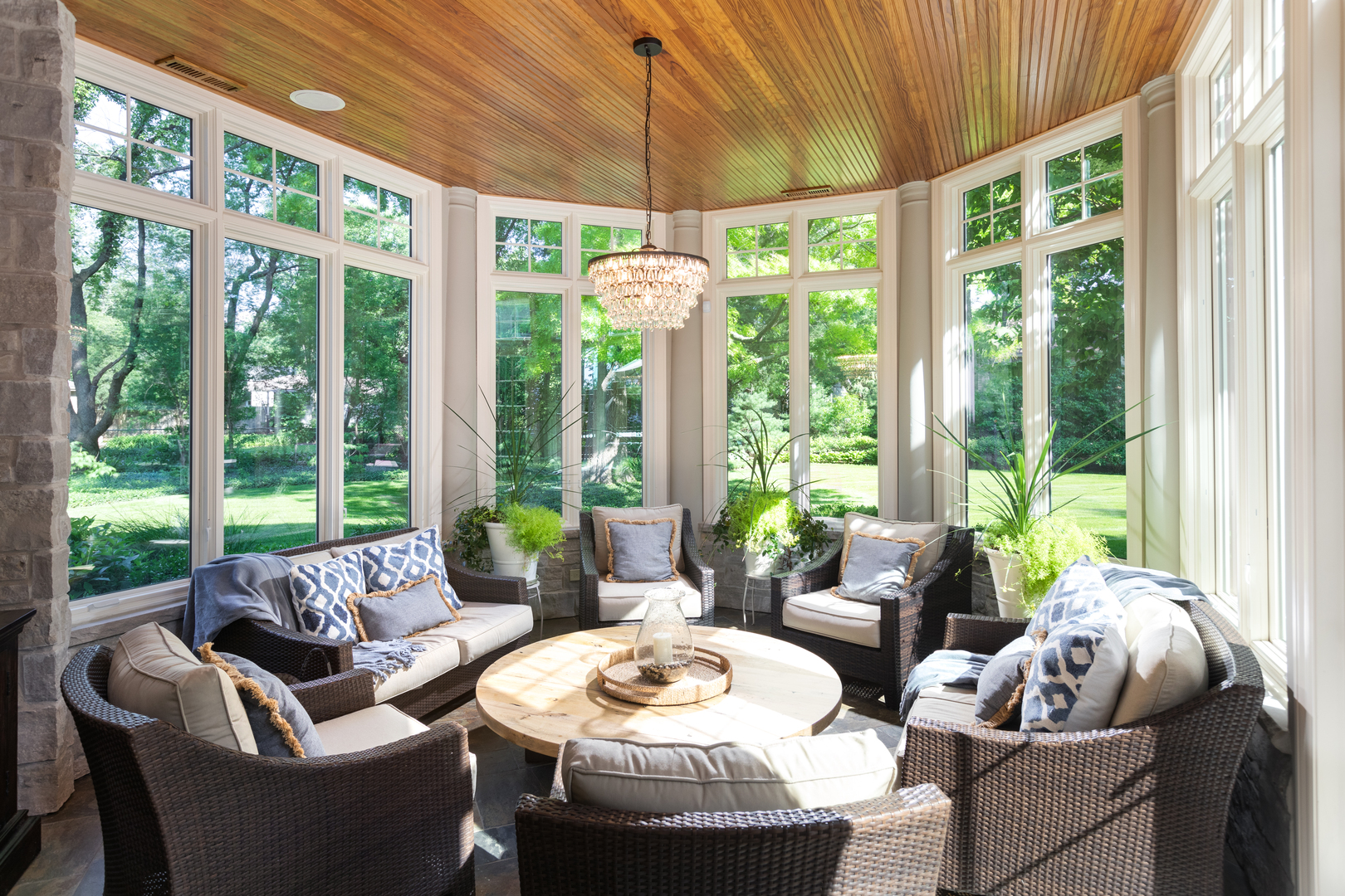 1091 Johnson Drive, Naperville, IL 60540