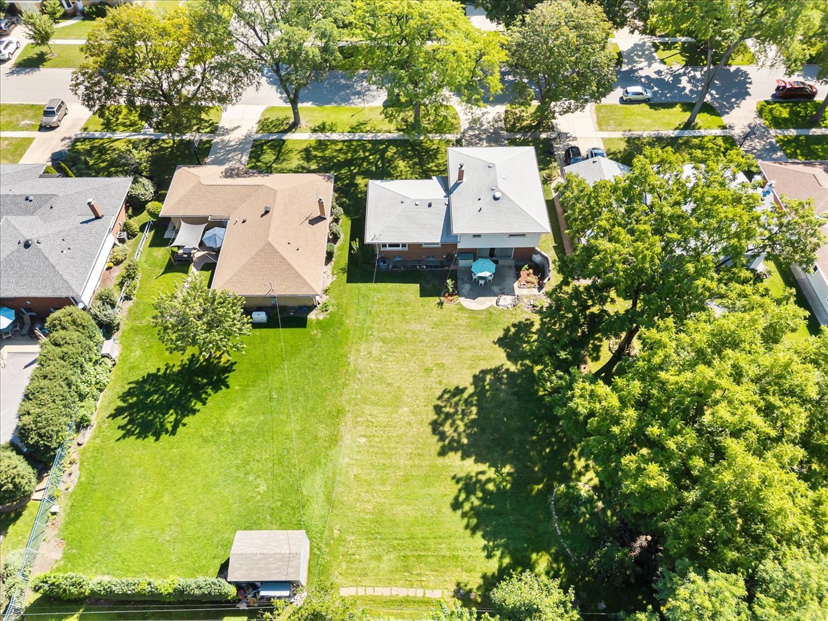 300 S We Go Trail, Mount Prospect, IL 60056