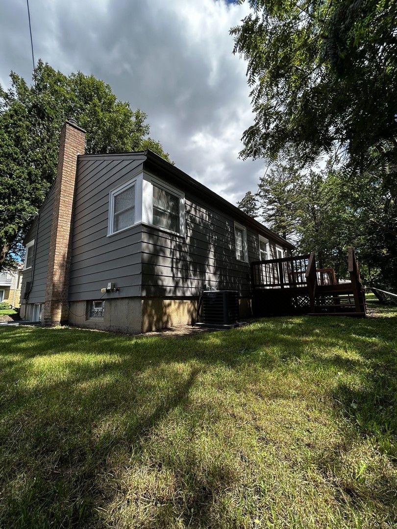 143 Congress Street, Villa Park, IL 60181