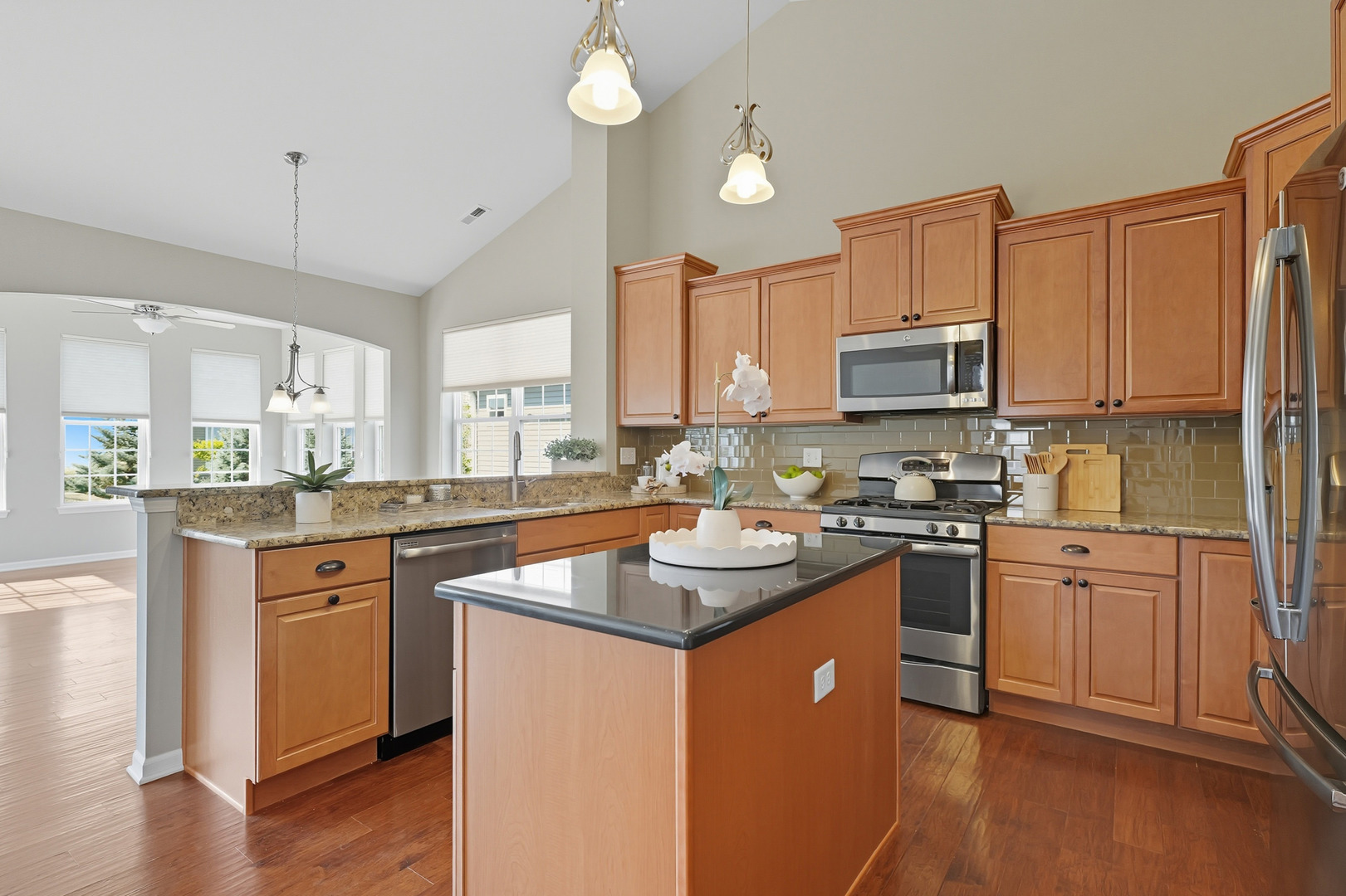 2615 Cranbrook Street, Naperville, IL 60564