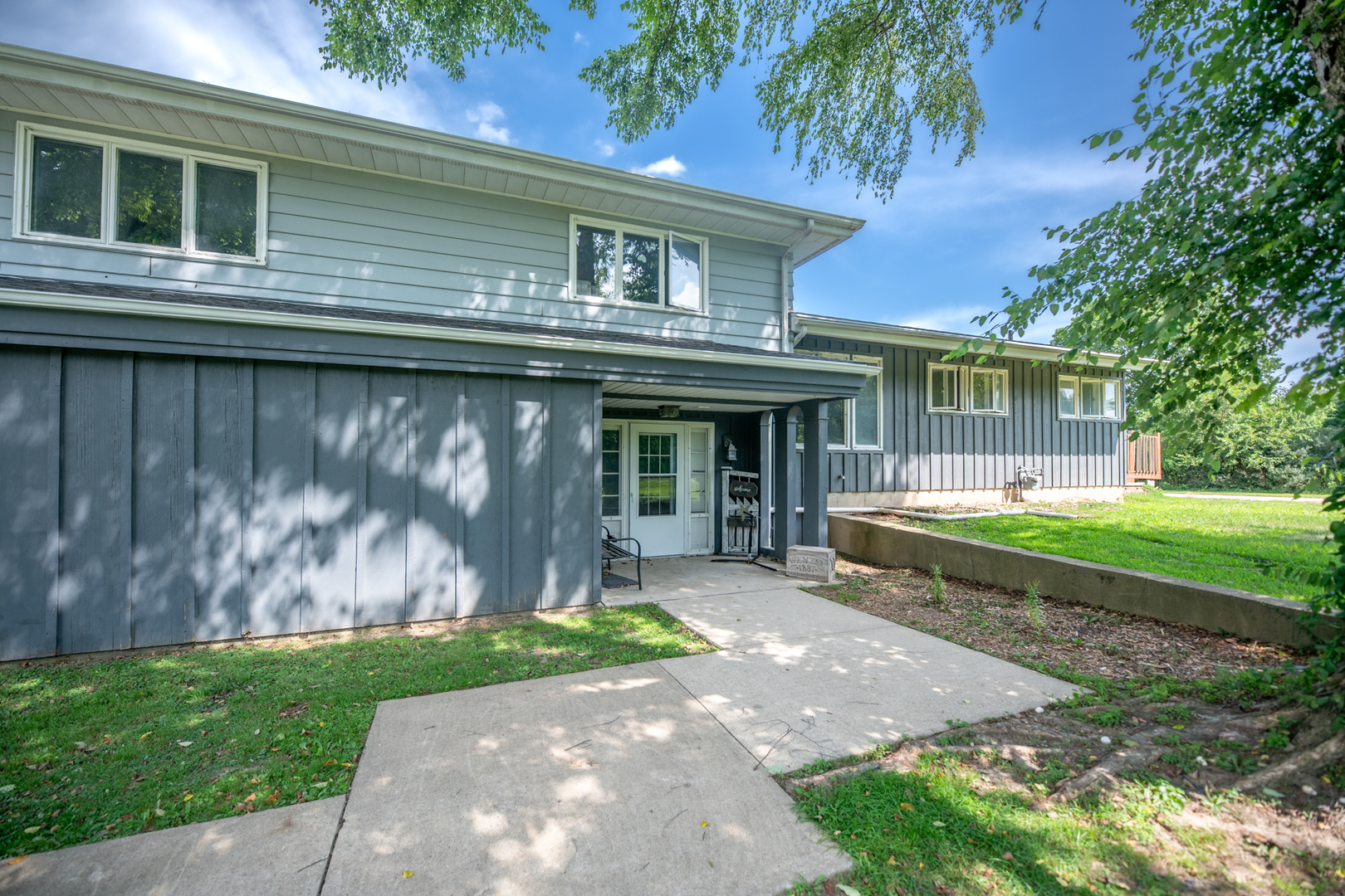 1516 E 18th Road, Streator, IL 61364