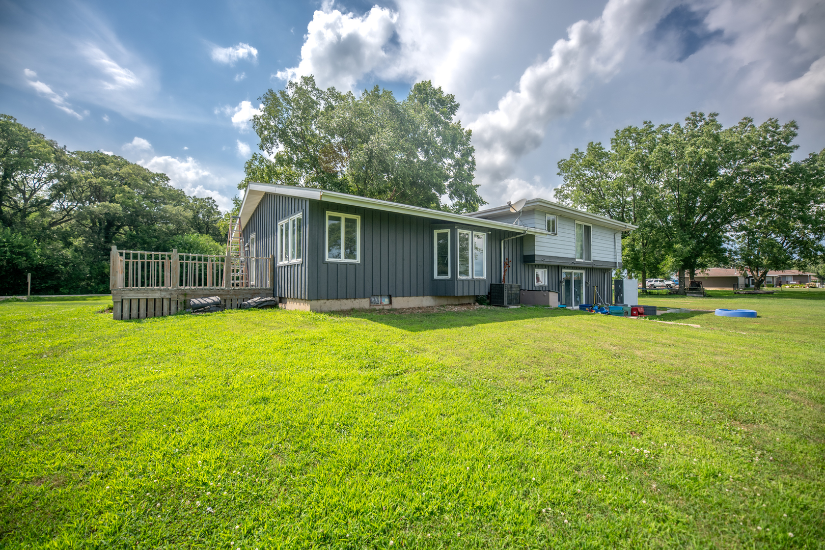 1516 E 18th Road, Streator, IL 61364