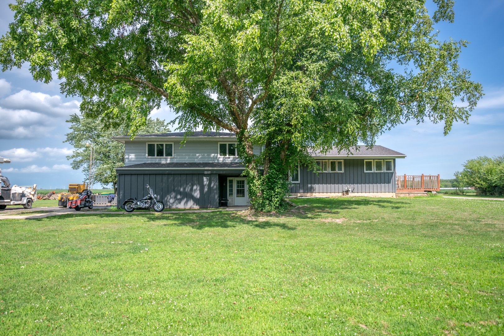 1516 E 18th Road, Streator, IL 61364