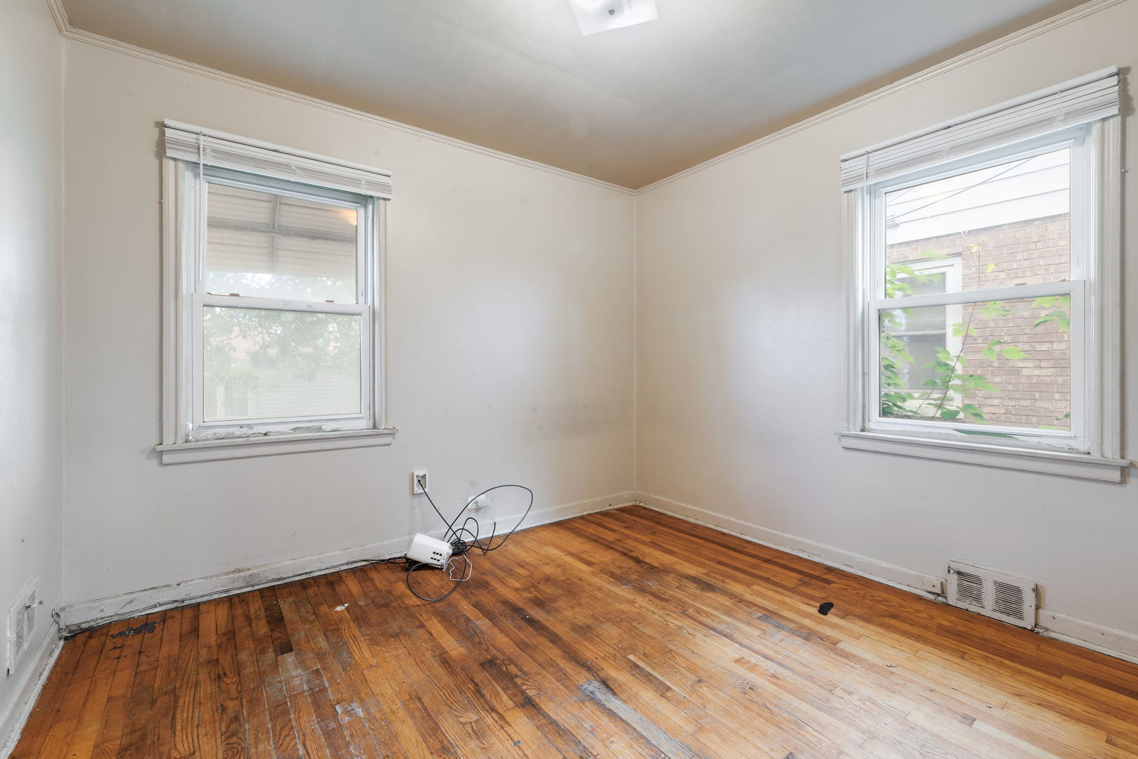 117 Morris Avenue, Bellwood, IL 60104