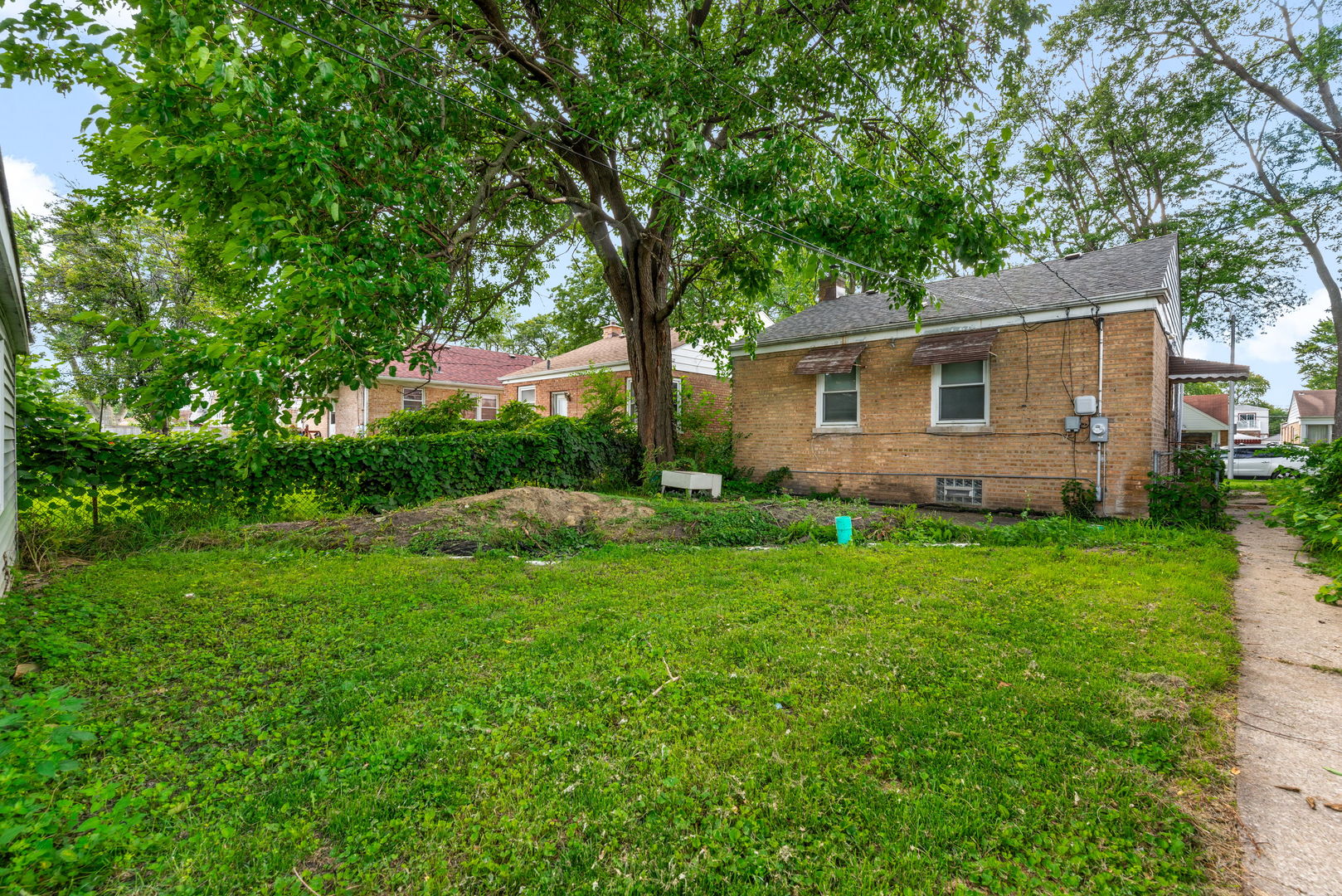 117 Morris Avenue, Bellwood, IL 60104