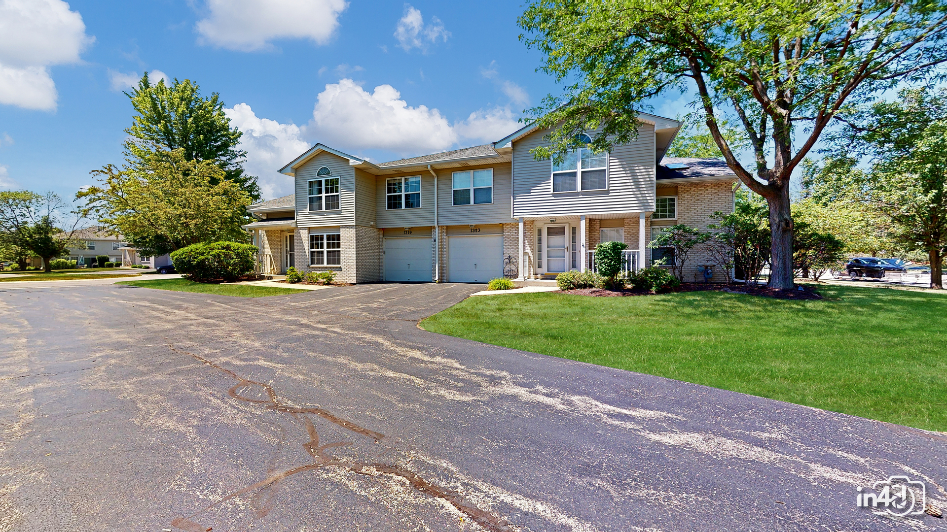 1319 SUGAR Court #1319, Naperville, IL 60563