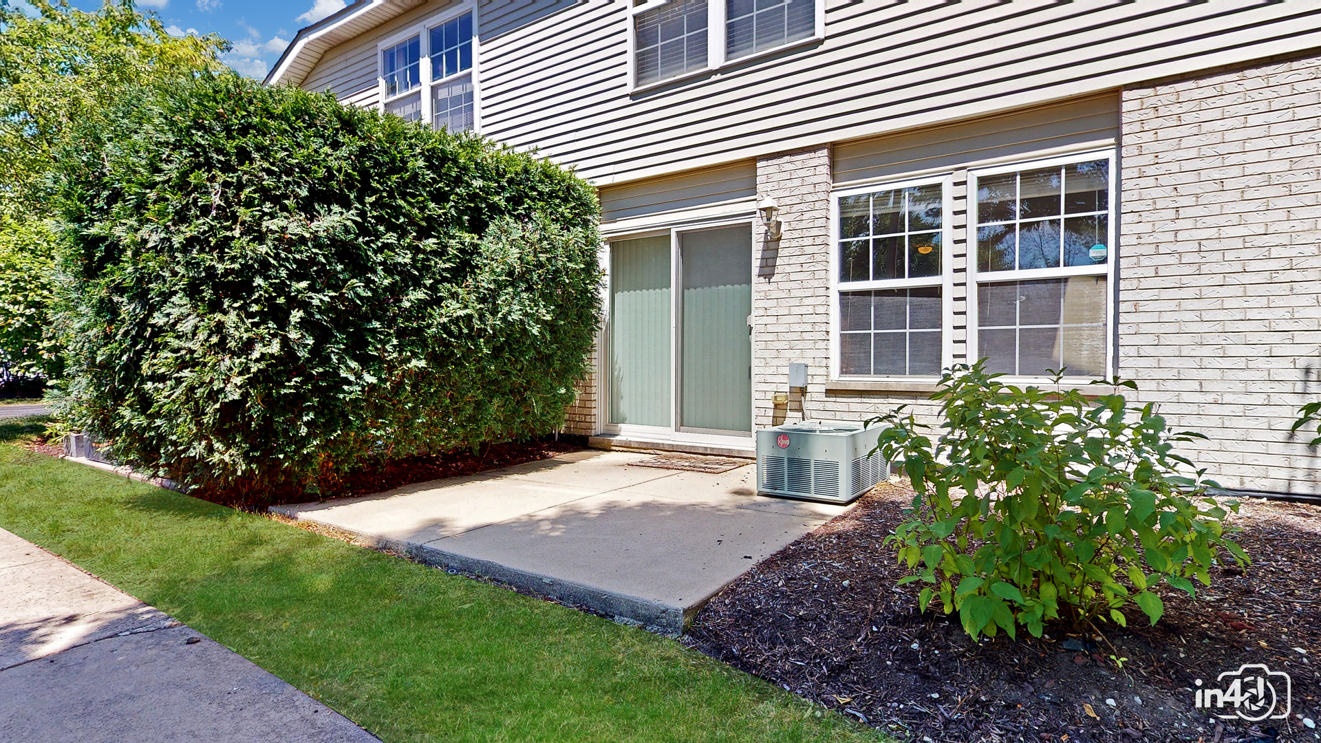 1319 SUGAR Court #1319, Naperville, IL 60563
