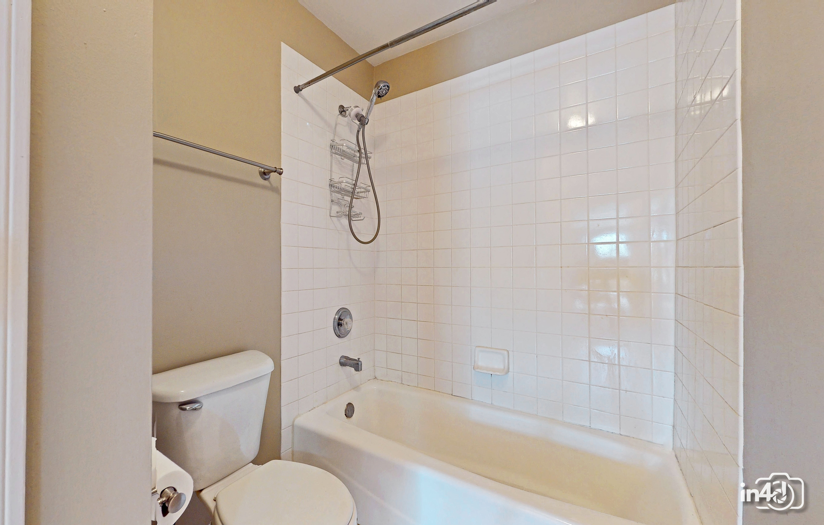 1319 SUGAR Court #1319, Naperville, IL 60563
