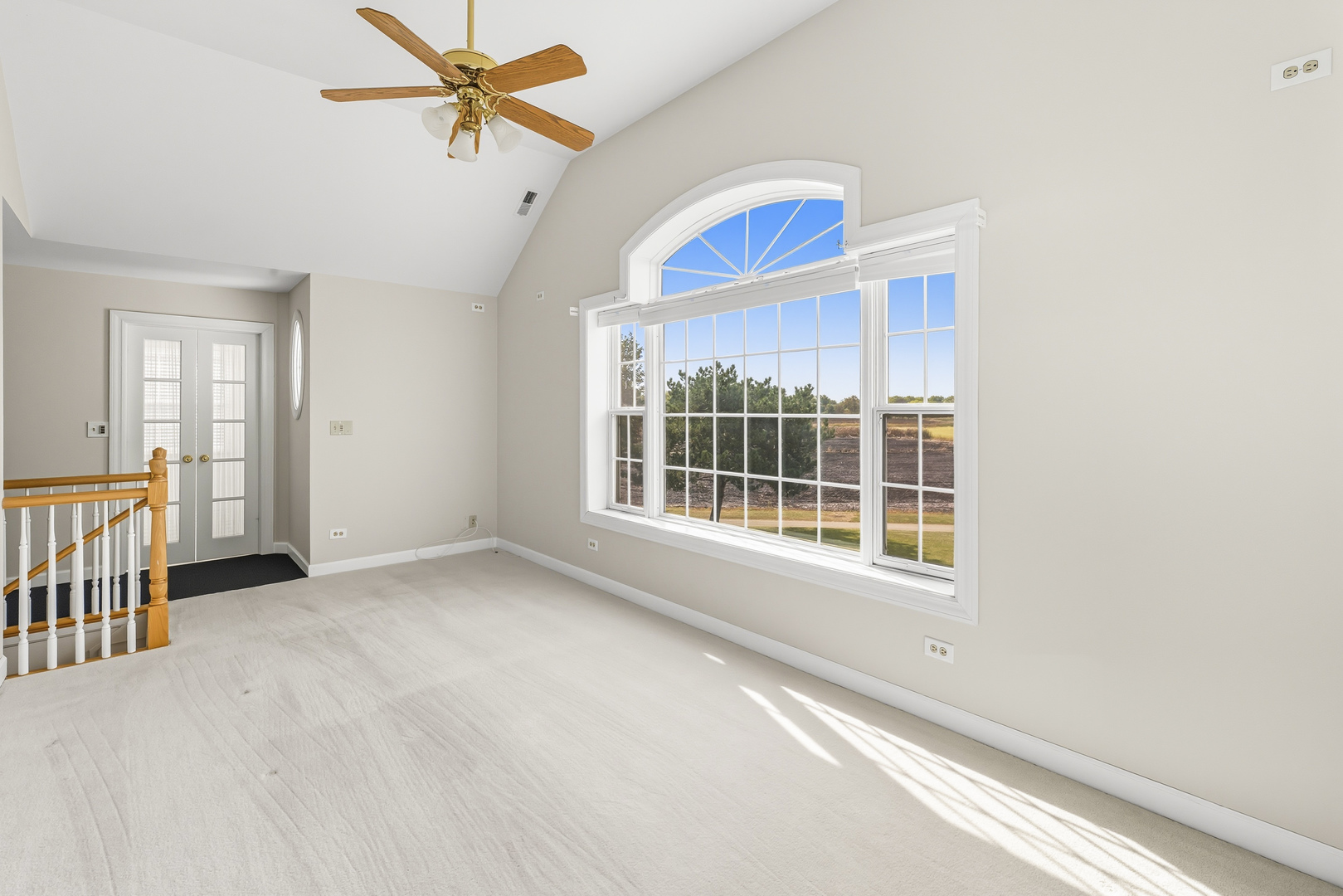 454 Willington Drive, Schaumburg, IL 60194