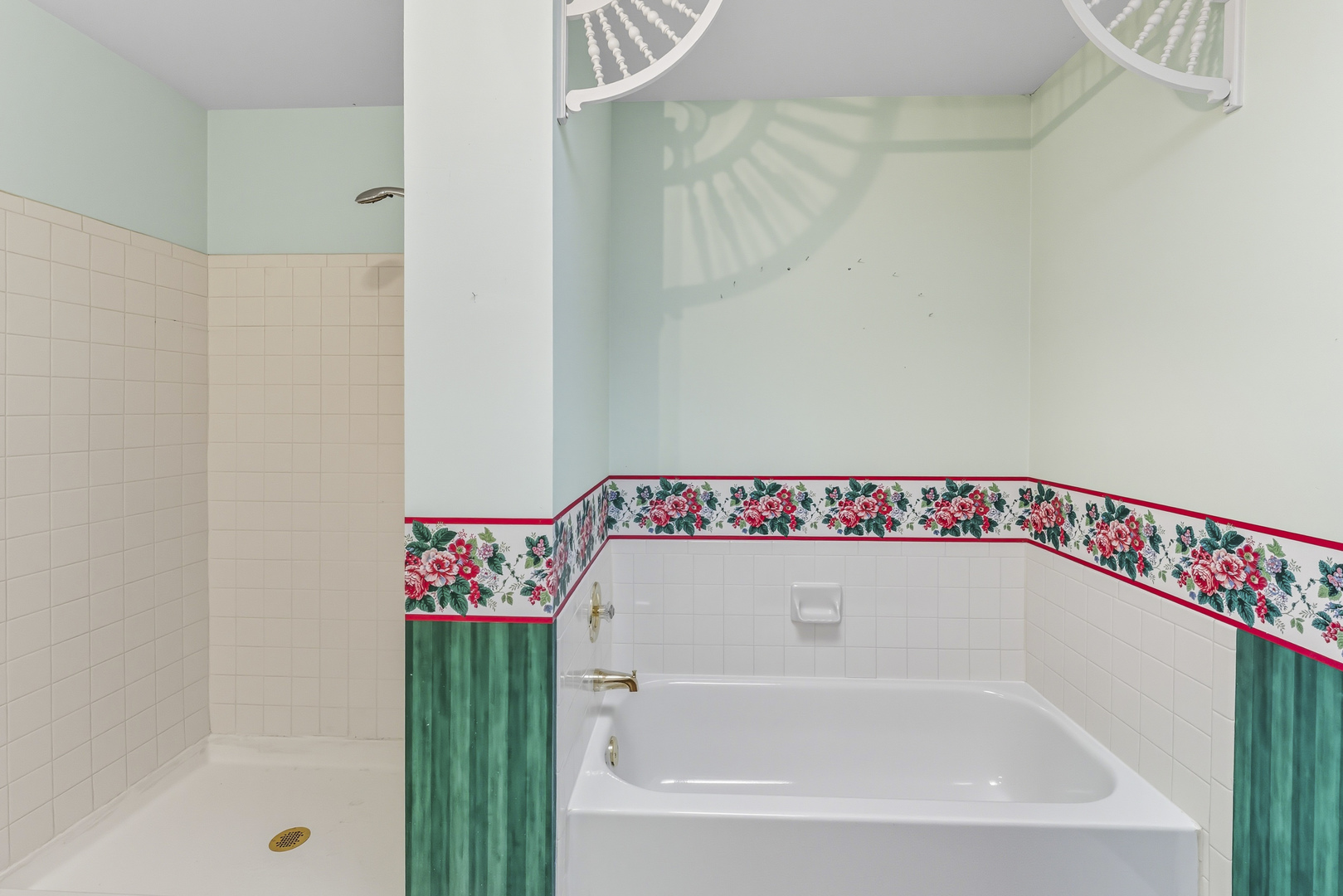 454 Willington Drive, Schaumburg, IL 60194