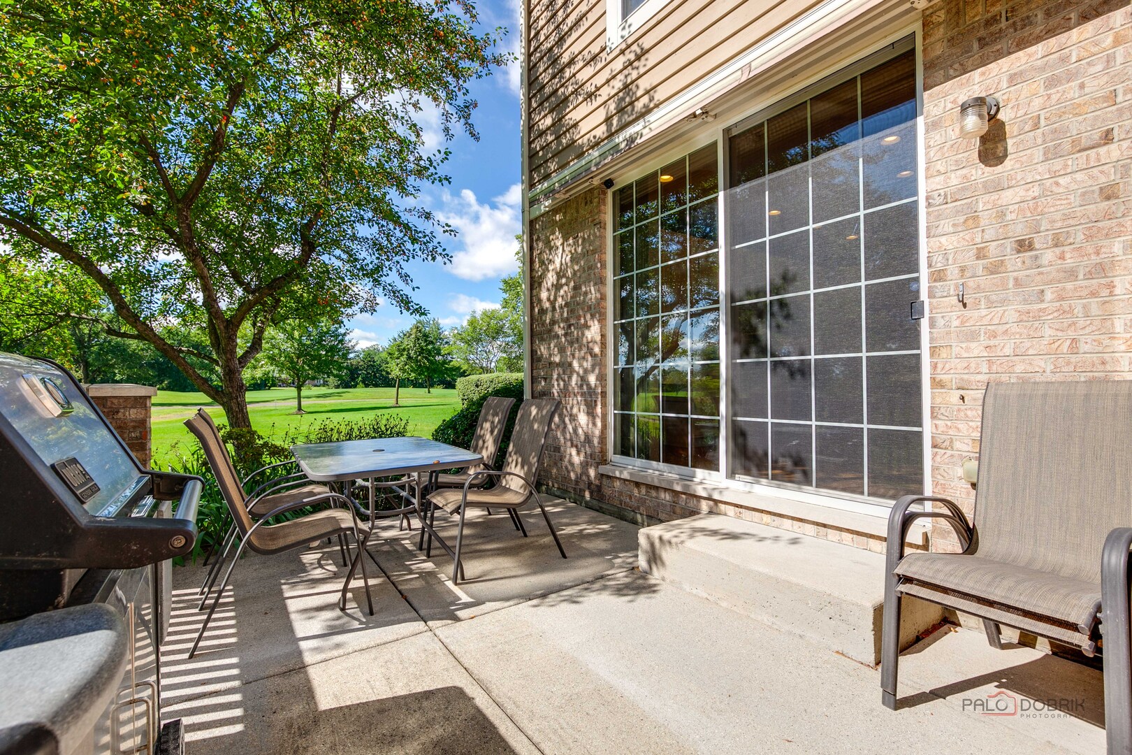 2037 Inverness Drive, Vernon Hills, IL 60061