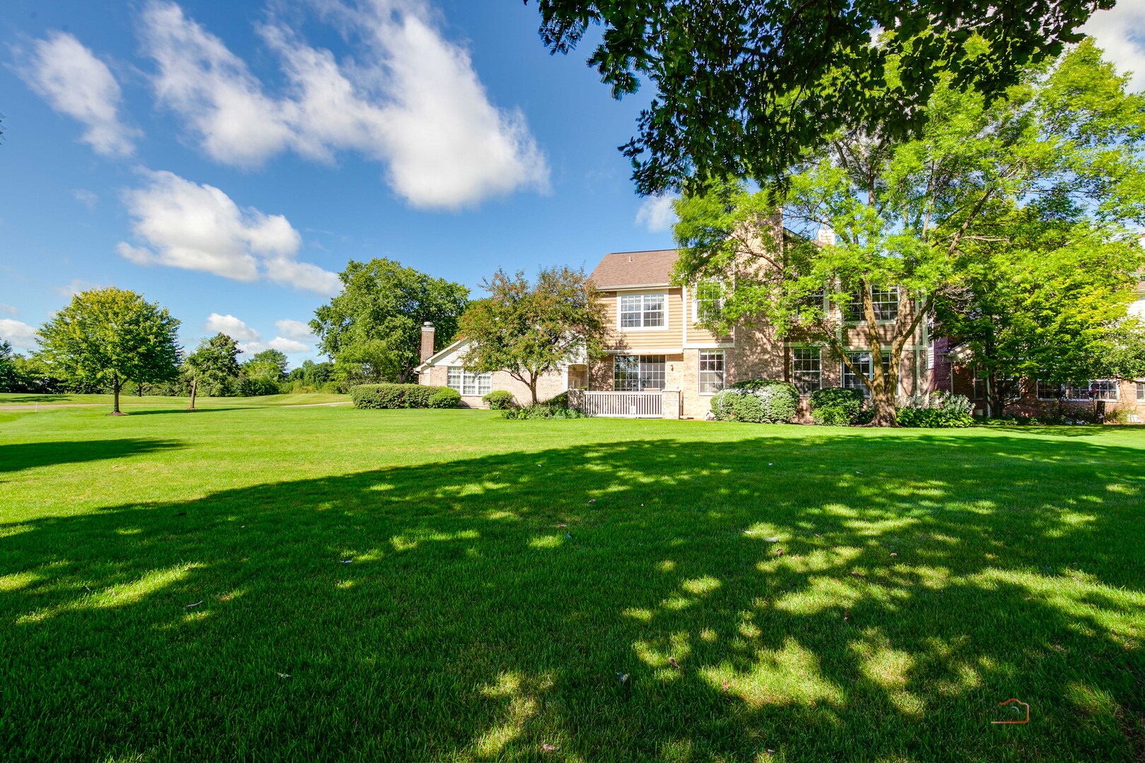 2037 Inverness Drive, Vernon Hills, IL 60061