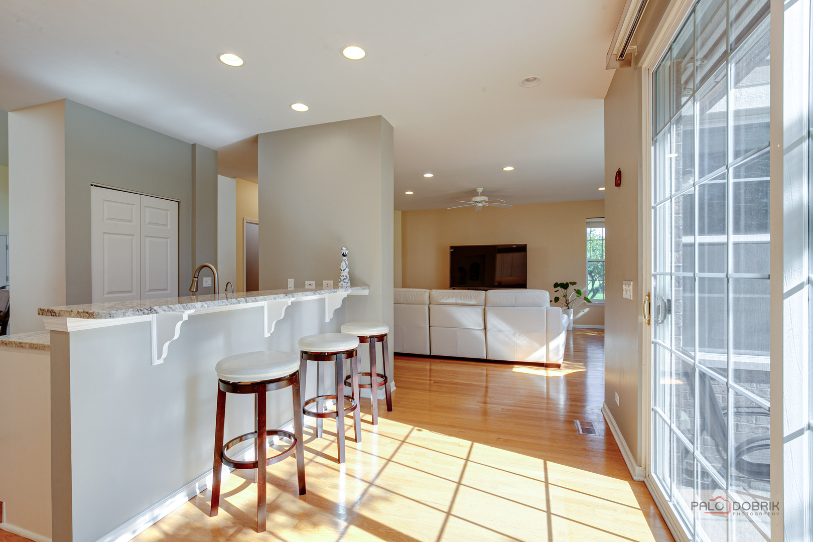 2037 Inverness Drive, Vernon Hills, IL 60061