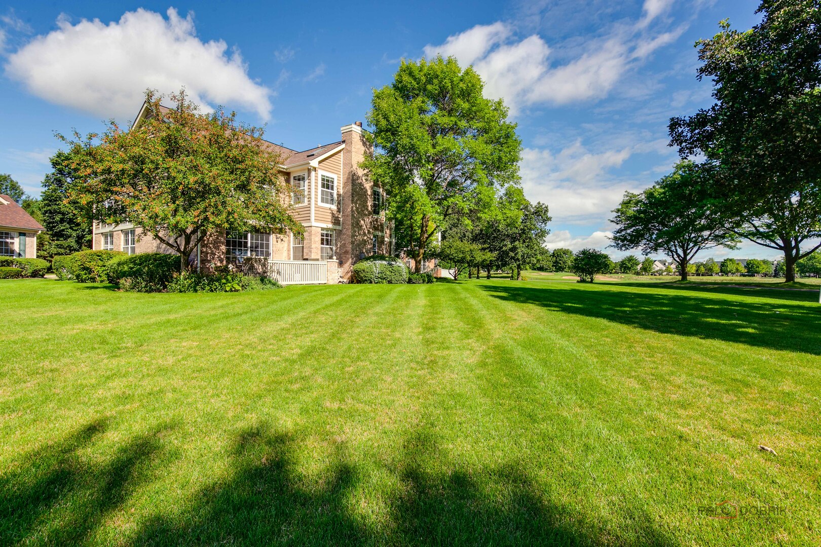 2037 Inverness Drive, Vernon Hills, IL 60061