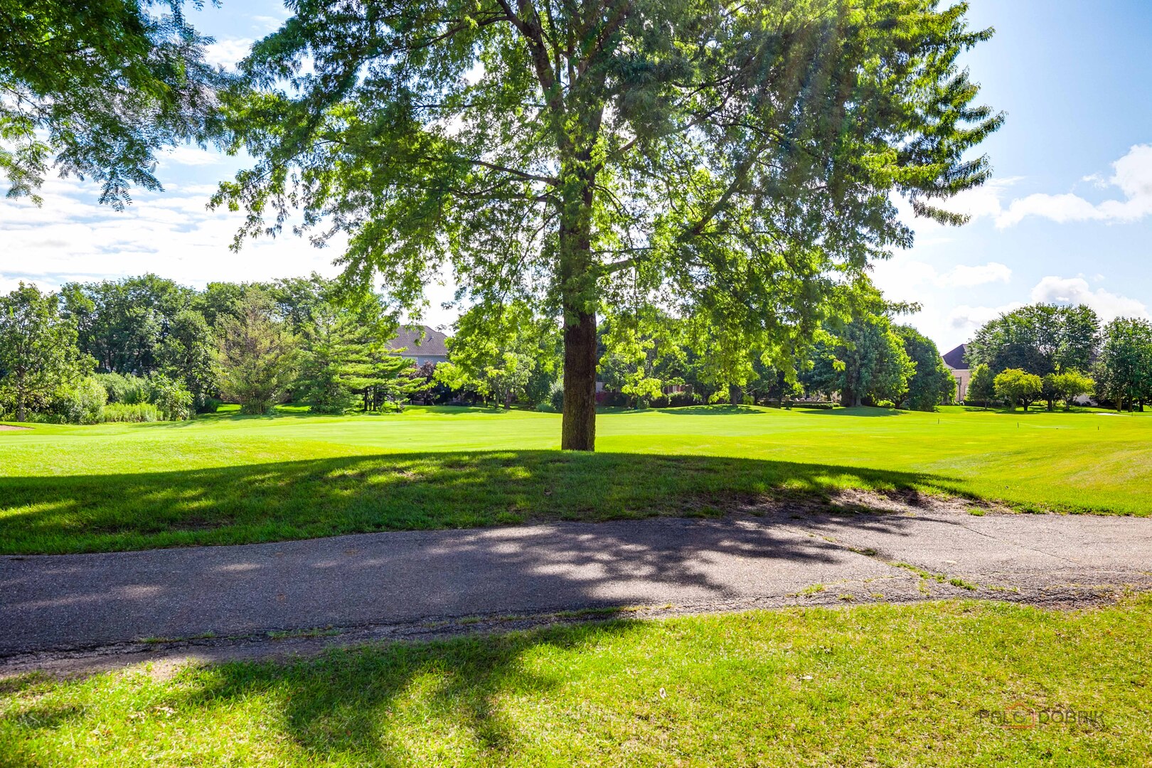 2037 Inverness Drive, Vernon Hills, IL 60061