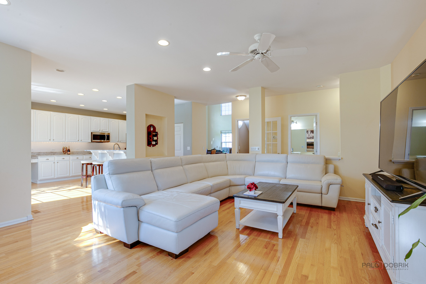 2037 Inverness Drive, Vernon Hills, IL 60061