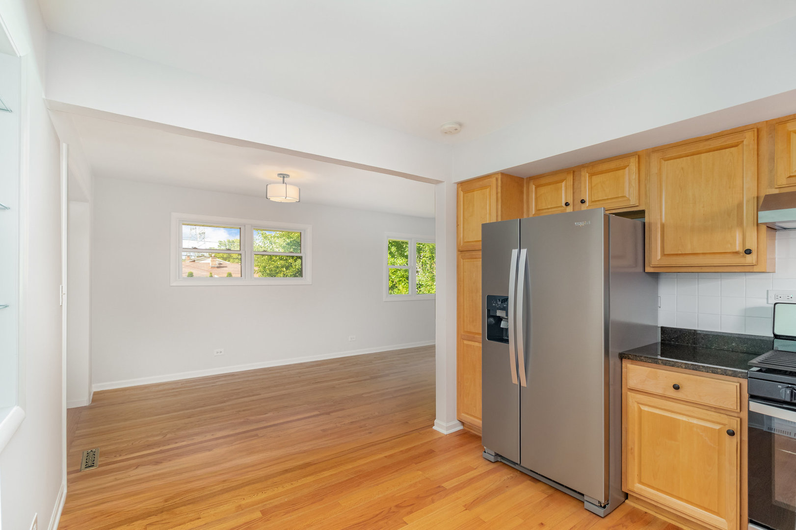 472 Lance Drive, Des Plaines, IL 60016