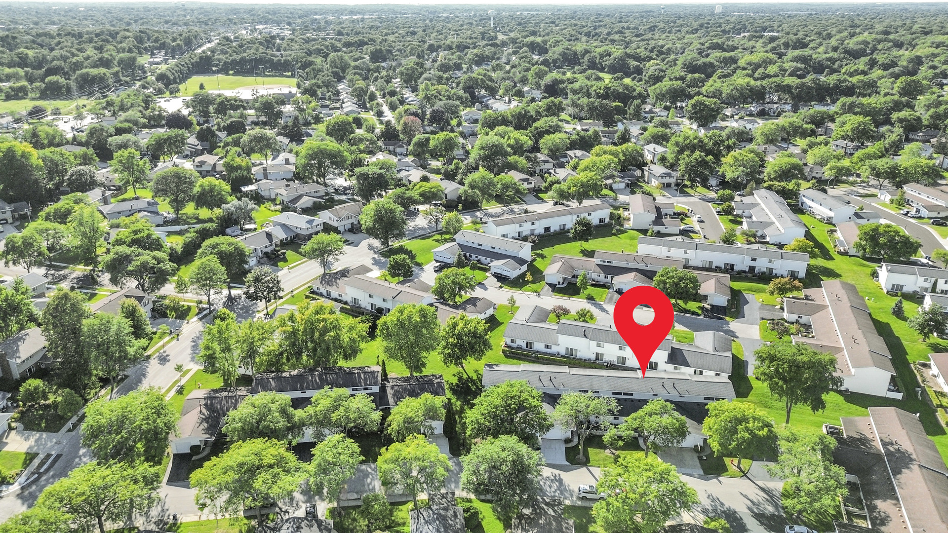 1104 Taunton Court, Schaumburg, IL 60193