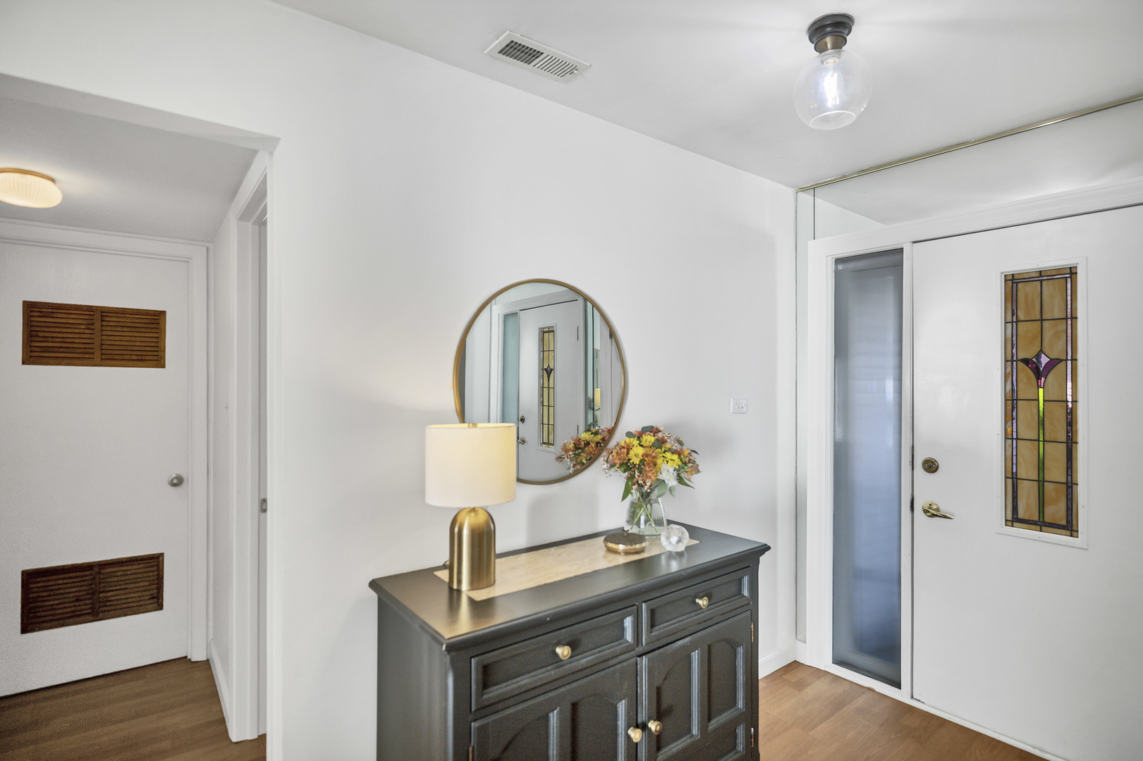 1104 Taunton Court, Schaumburg, IL 60193